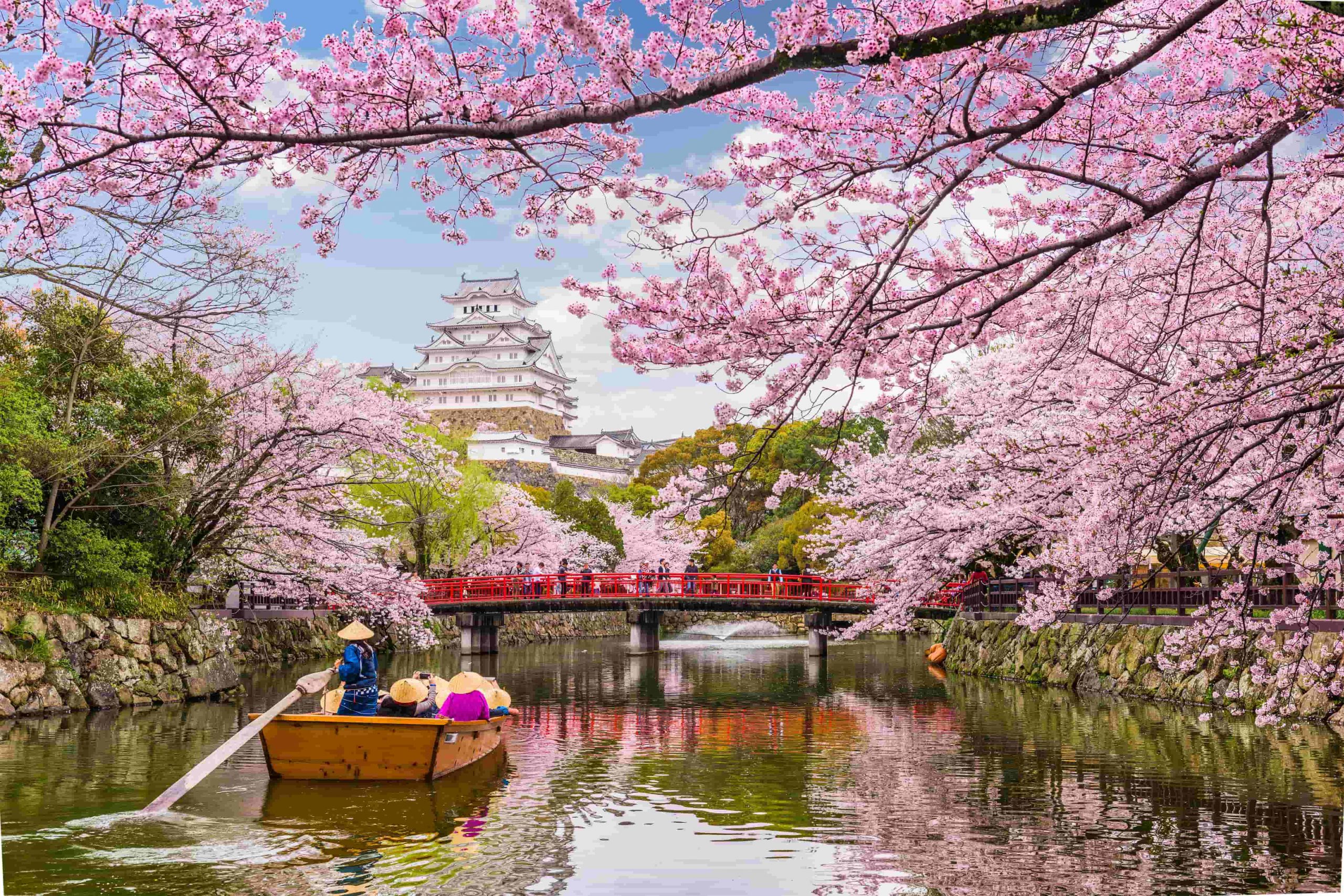 Number of tourists visiting Japan jumps for second straight month